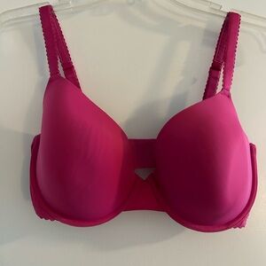 MOI 💋 •  Hot Pink Lightly Padded Bra • 36DD •